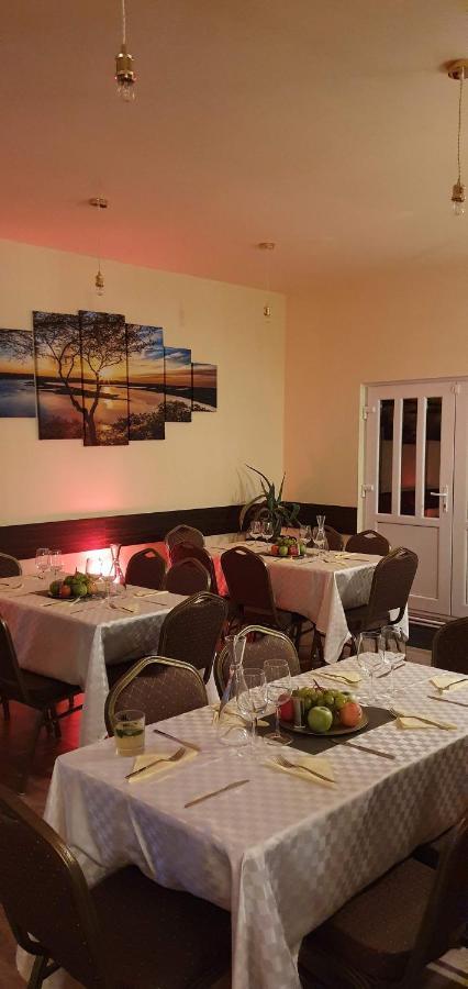 Forest Inn Izvorani Εξωτερικό φωτογραφία