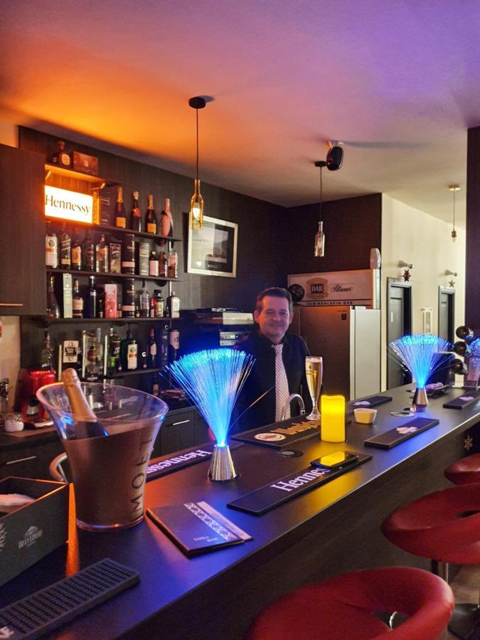 Forest Inn Izvorani Εξωτερικό φωτογραφία