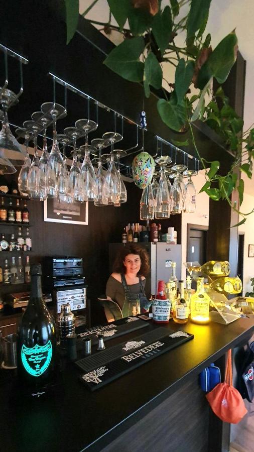 Forest Inn Izvorani Εξωτερικό φωτογραφία