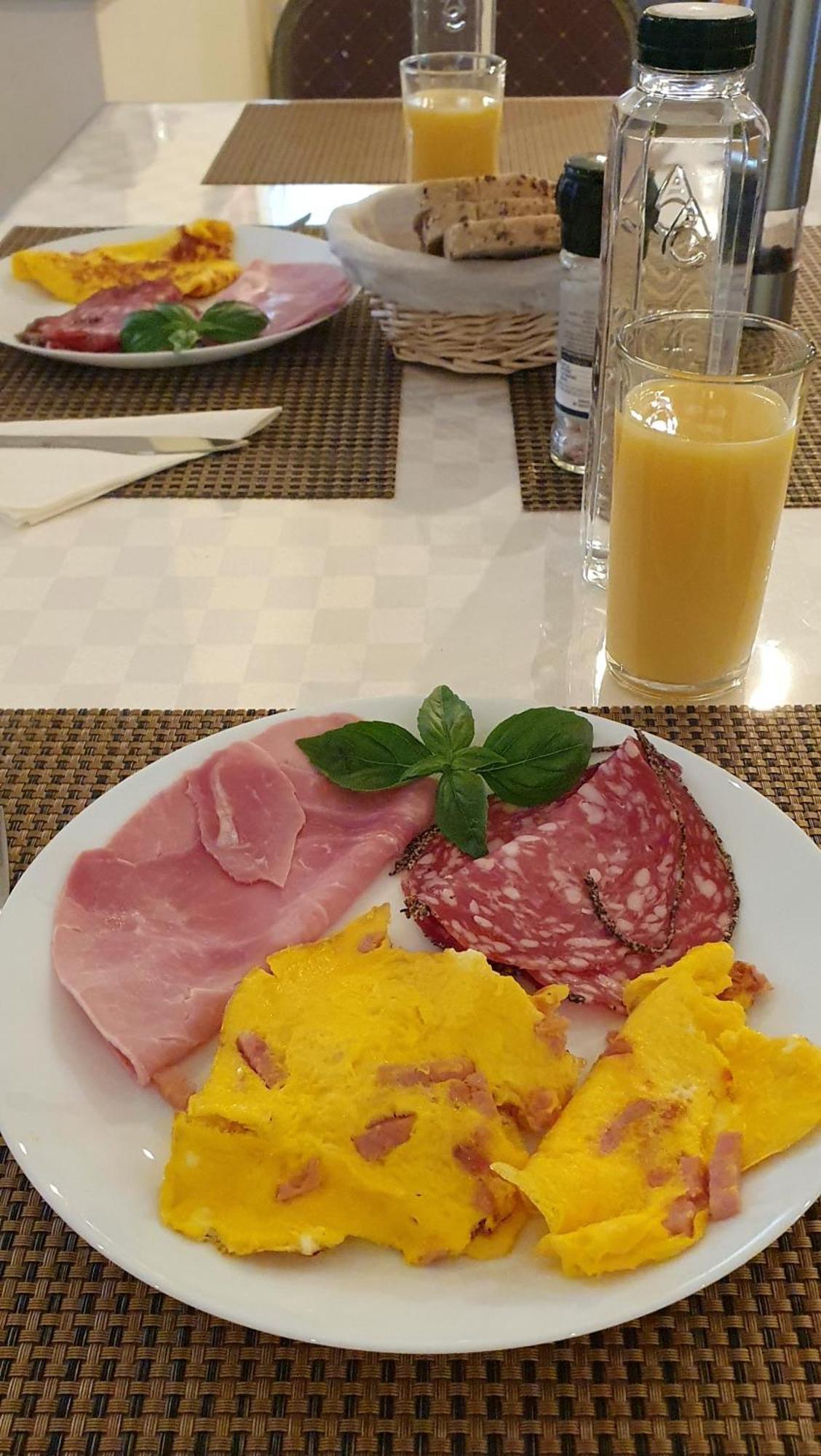 Forest Inn Izvorani Εξωτερικό φωτογραφία