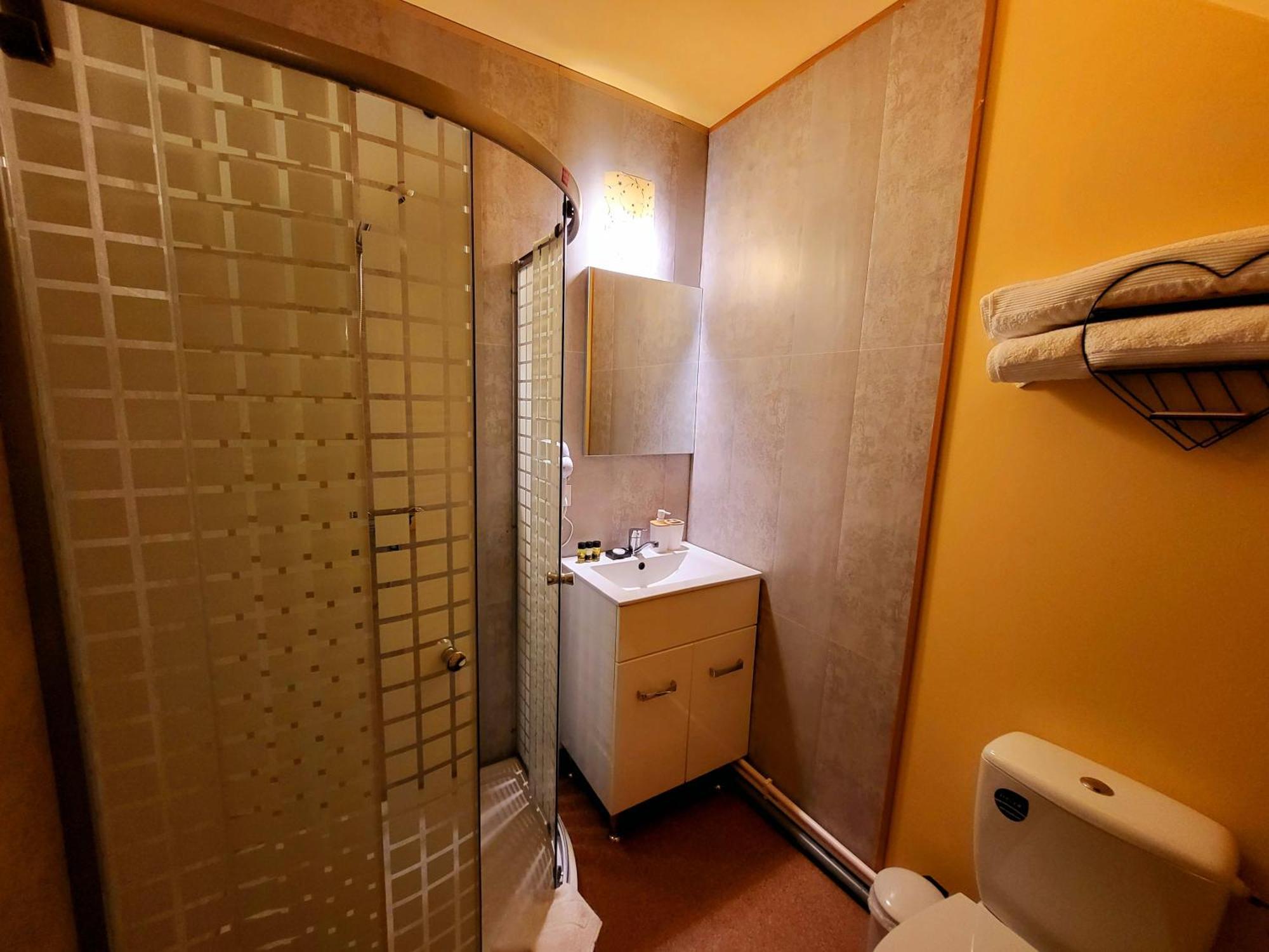 Forest Inn Izvorani Εξωτερικό φωτογραφία